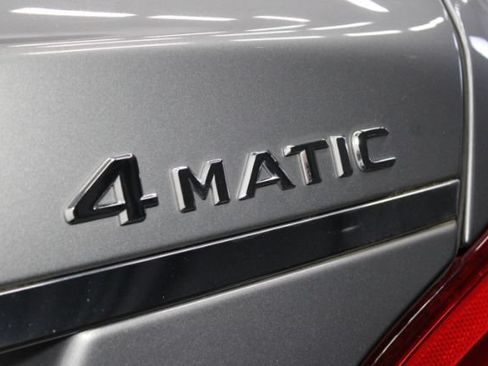 Used 2012 Mercedes-Benz CLS 550 4MATIC image 10