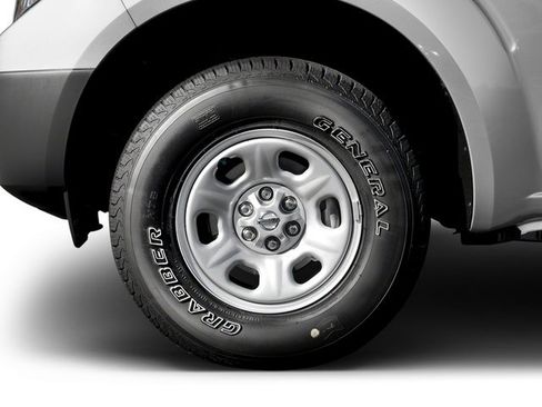 Used 2016 Nissan Frontier S RWD image 11