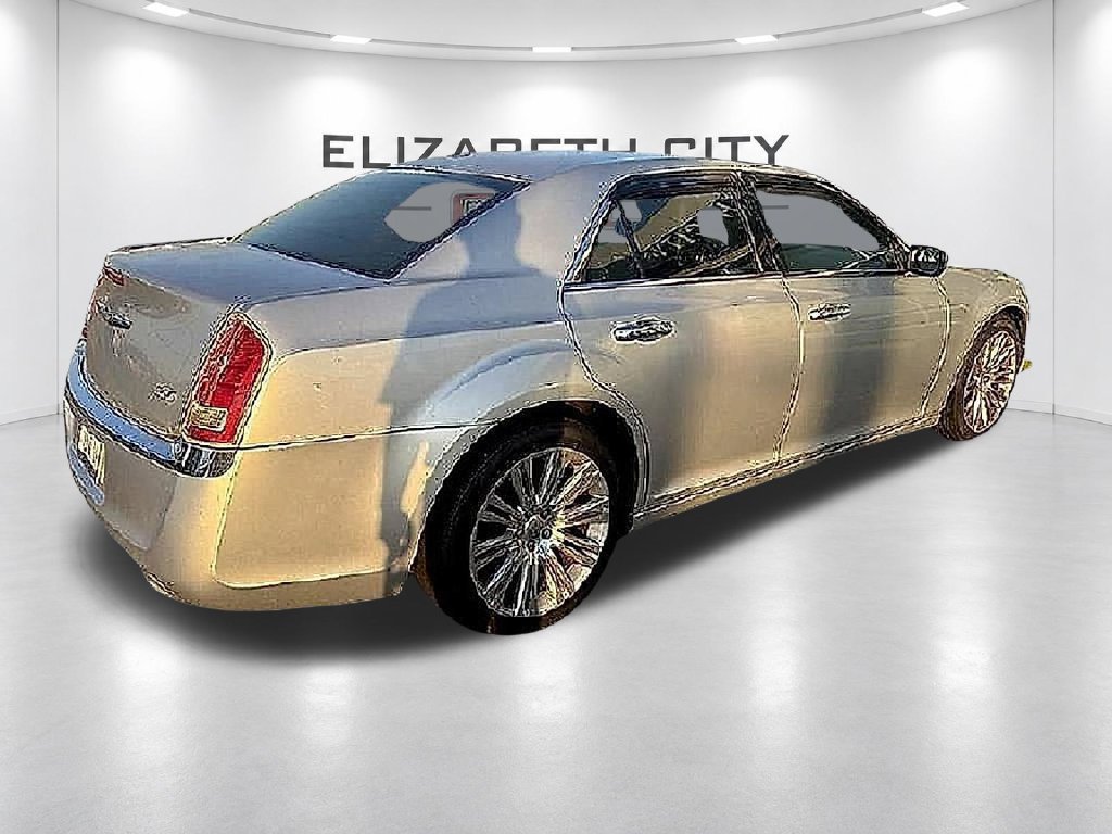 Used 2012 Chrysler 300 Limited RWD image 7