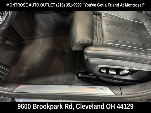 Used 2016 BMW 750i xDrive AWD/4WD image 18