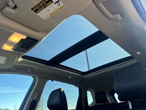 Certified 2023 Nissan Rogue SV w/ SV Premium Package image 19