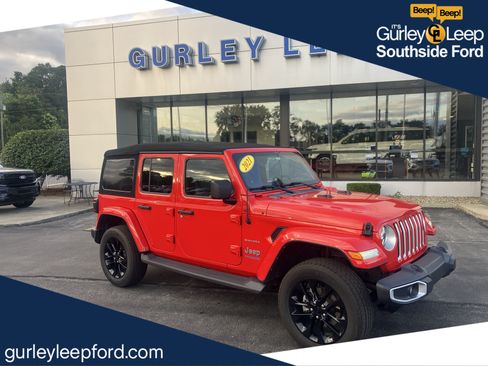 Used 2021 Jeep Wrangler Unlimited Sahara w/ Cold Weather Group AWD/4WD image 1