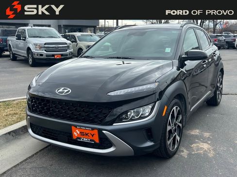 Used 2023 Hyundai Kona Limited AWD/4WD image 2
