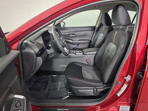 Used 2024 Nissan Sentra SR FWD image 24