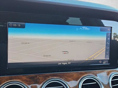 Used 2018 Mercedes-Benz E 300 image 13