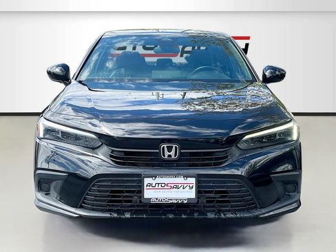 Used 2023 Honda Civic Sport image 2