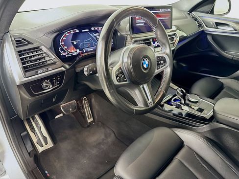 Used 2022 BMW X4 M40i w/ Parking Assistance Package image 9