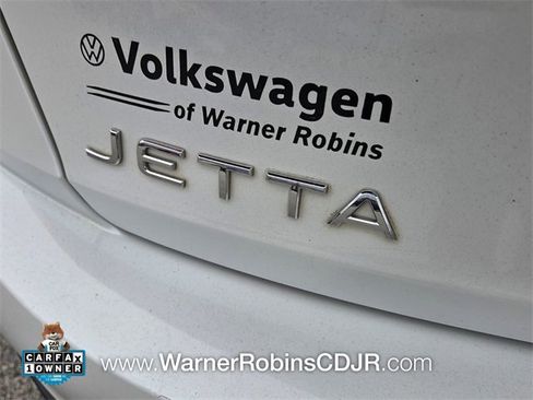 Used 2022 Volkswagen Jetta SE image 8