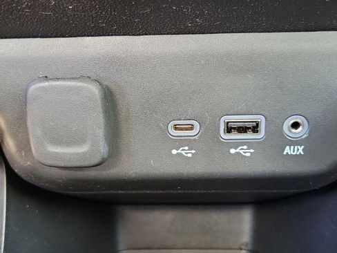 Used 2023 Chevrolet TrailBlazer LS image 24