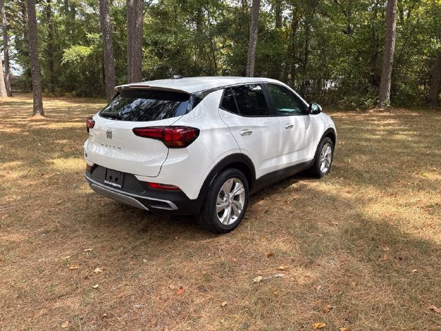 Used 2024 Buick Encore GX Preferred FWD image 5
