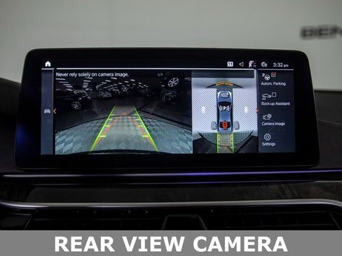 Used 2023 BMW M550i xDrive image 23