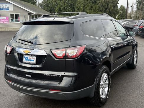 Used 2014 Chevrolet Traverse LT w/ LPO, 'HIT The Road' Package image 5