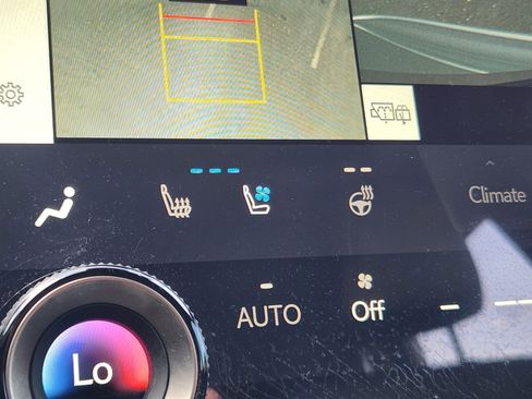 Used 2025 Lexus RX 350 w/ Convenience Package image 28