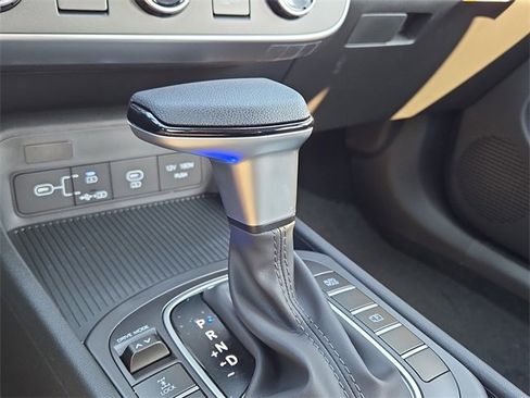 New 2026 Hyundai Kona SE image 16