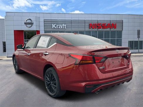 New 2025 Nissan Altima 2.5 SV w/ SV Special Edition Package image 5