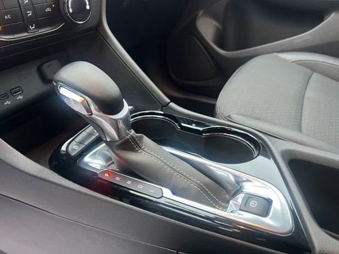 Used 2025 Buick Encore GX Preferred image 41