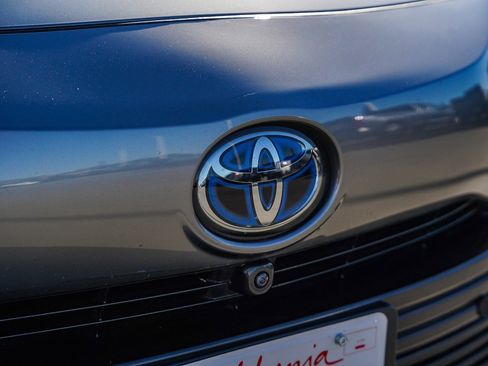 Certified 2022 Toyota Mirai XLE image 12