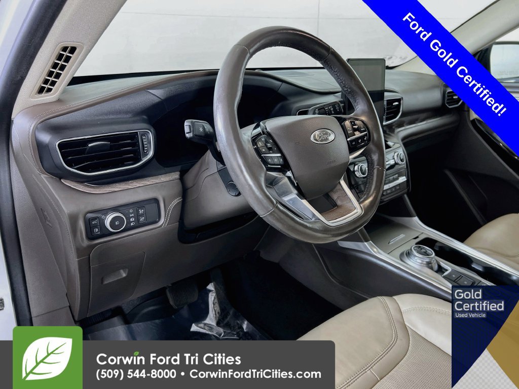 Used 2021 Ford Explorer Platinum w/ Premium Technology Package AWD/4WD image 2