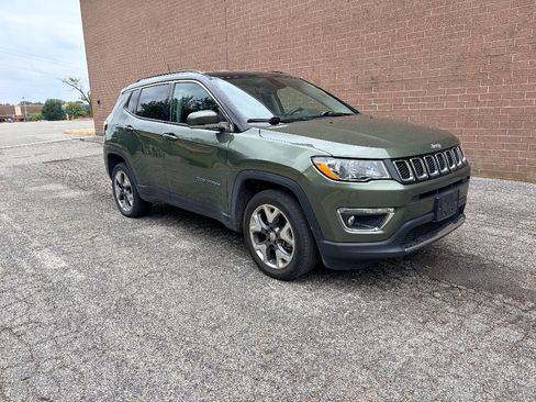 Used 2020 Jeep Compass Limited AWD/4WD image 7