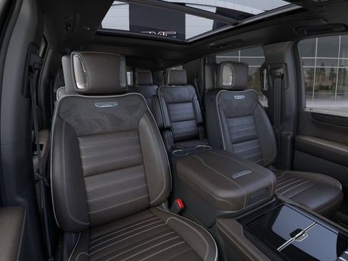 New 2026 GMC Yukon Denali Ultimate AWD/4WD image 16