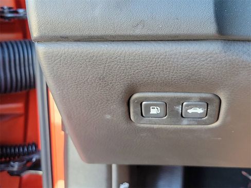 Used 2013 Chevrolet Corvette Grand Sport w/ 3LT Preferred Equipment Group image 23