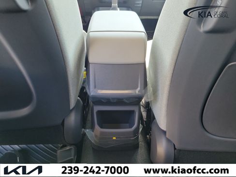 New 2027 Kia Seltos S FWD image 12