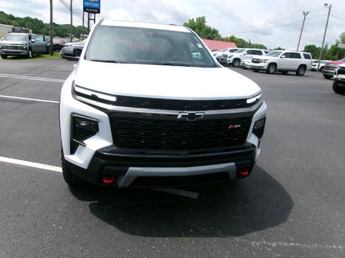 Used 2026 Chevrolet Traverse Z71 w/ Enhanced Driving Package AWD/4WD image 8