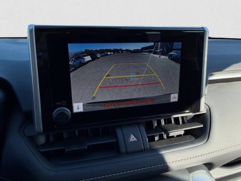 Used 2025 Toyota RAV4 LE image 15