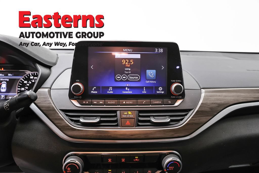 Used 2023 Nissan Altima 2.5 SV AWD/4WD image 13