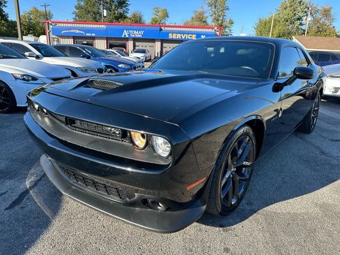 Used 2022 Dodge Challenger R/T w/ Blacktop Package image 21