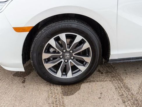 Used 2024 Honda Odyssey EX-L image 11