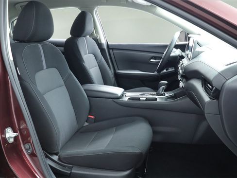 Used 2023 Nissan Sentra SV image 18