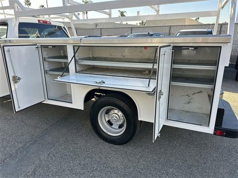 Used 2024 RAM 3500 Tradesman image 37