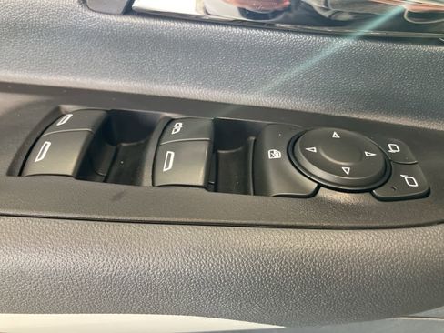 Used 2020 Chevrolet Bolt LT image 12