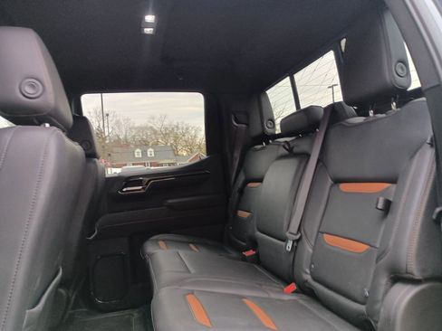 Used 2022 GMC Sierra 1500 AT4 w/ AT4 Preferred Package image 14
