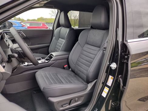 New 2026 Mitsubishi Outlander LE AWD/4WD image 7