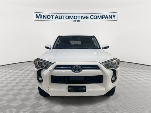 Used 2023 Toyota 4Runner SR5 AWD/4WD image 3
