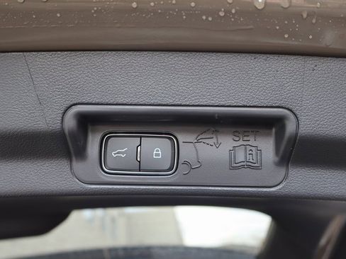 New 2026 Ford Explorer ST-Line image 22