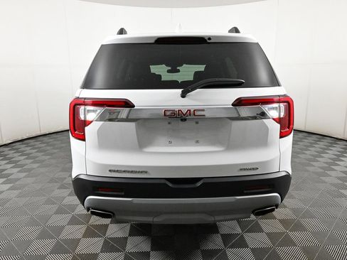 Used 2023 GMC Acadia SLT image 29