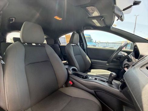 Used 2022 Honda HR-V Sport image 11