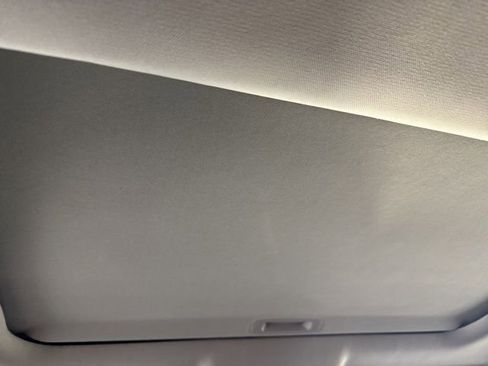 Used 2022 Toyota Highlander XLE image 31