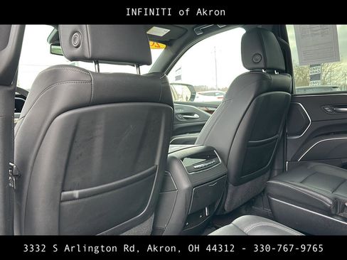 Used 2022 Cadillac Escalade Luxury image 38