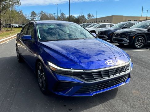 New 2026 Hyundai Elantra Limited image 6