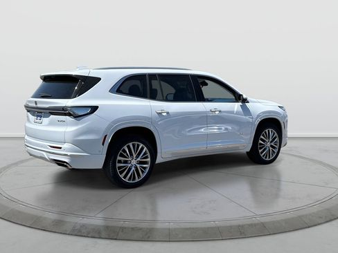New 2026 Buick Enclave Avenir w/ Super Cruise Package FWD image 8