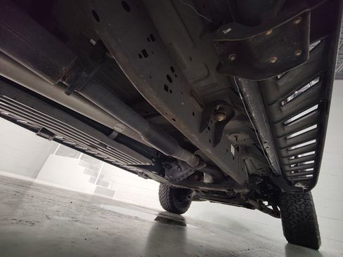 Used 2012 Ford F150 Raptor w/ Raptor Luxury Pkg image 13