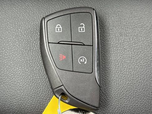 New 2026 GMC Canyon Elevation w/ Convenience Package image 24