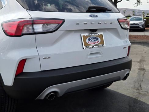 Certified 2022 Ford Escape SE FWD image 5