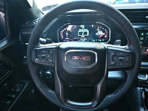 Used 2024 GMC Sierra 1500 AT4 w/ Technology Package AWD/4WD image 21