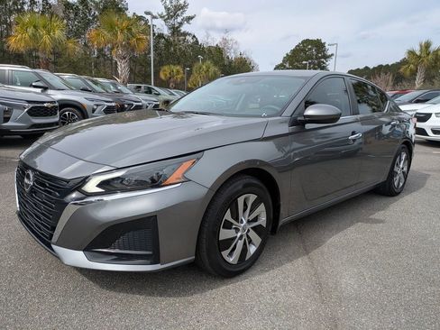 Used 2023 Nissan Altima 2.5 S image 8