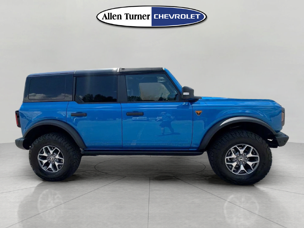 Used 2024 Ford Bronco Badlands AWD/4WD image 3